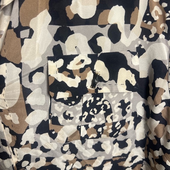 Les Copains Animal Print Drawstring Cargo Pocket Silk Button Down Shirt Dress - Picture 6 of 11